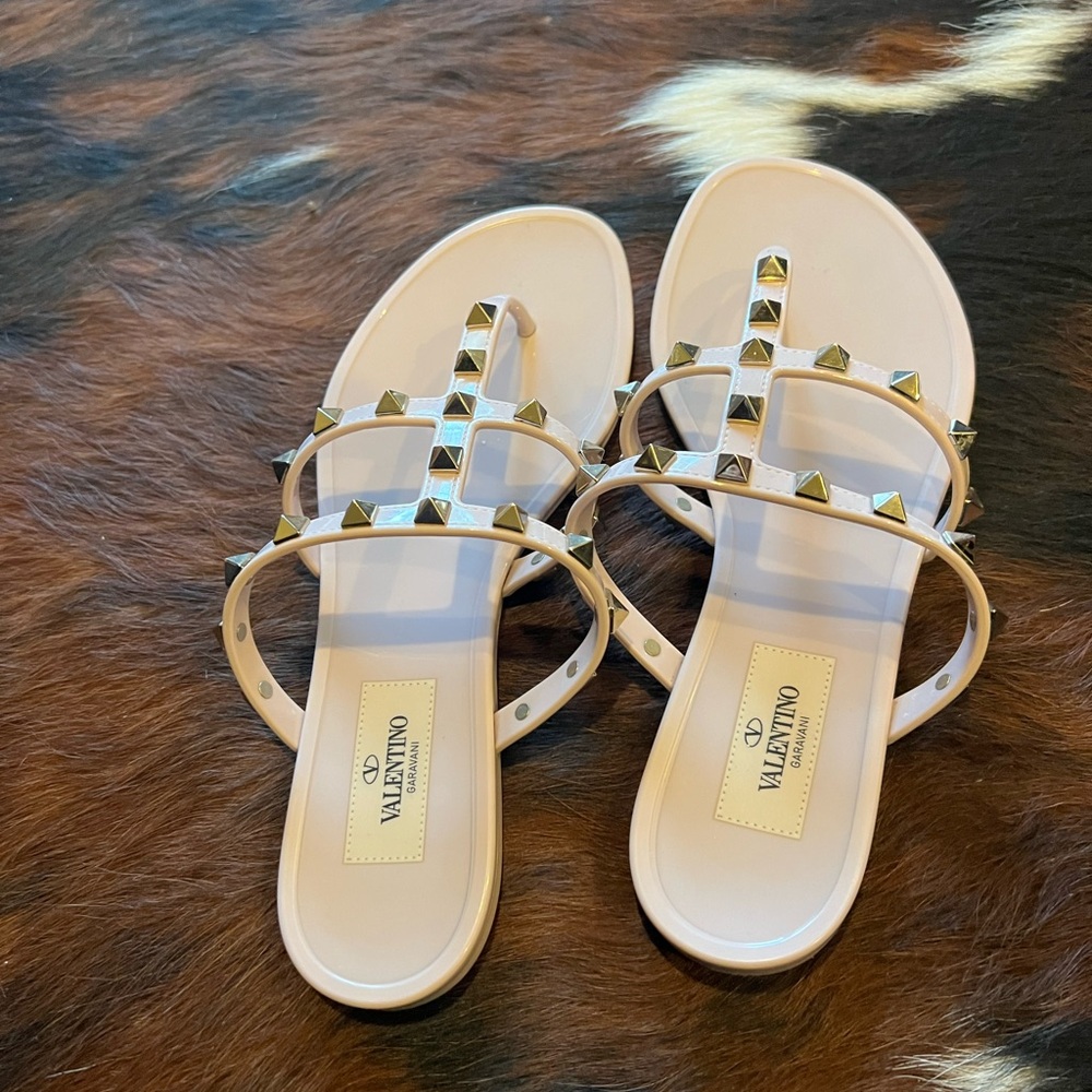 Valentino Gavarani Rockstud rubber slides